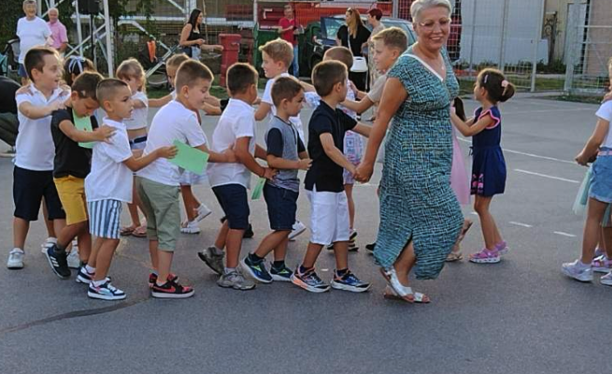 СВЕЧАНИ ПРИЈЕМ ПРЕДШКОЛАЦА И ПОЧЕТАК НОВЕ РАДНЕ ГОДИНЕ